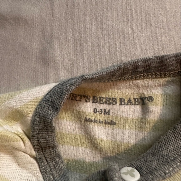 Burt's Bees - Baby Green and Gray Striped Footie - Picture 2 of 4